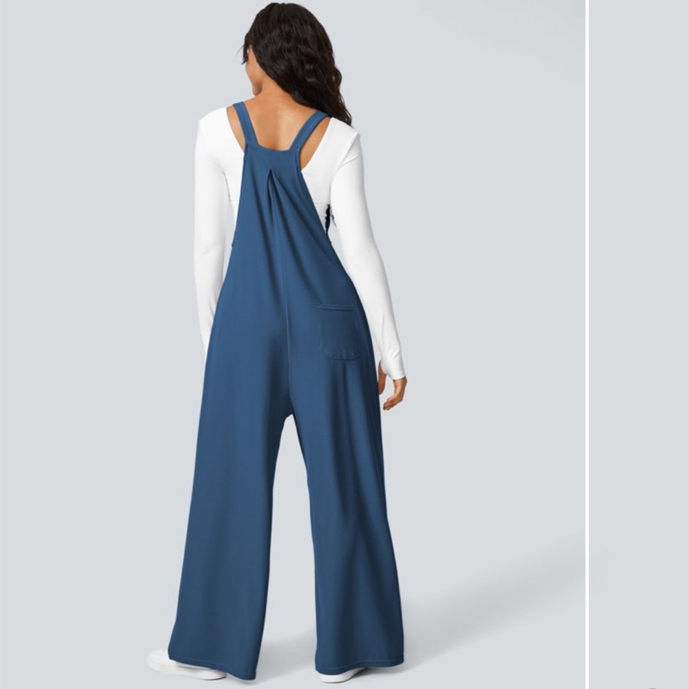 Reserved
Halara Blue wide leg Overalls jumpsuit Adjustable Strap Button - Picture 4 of 10
